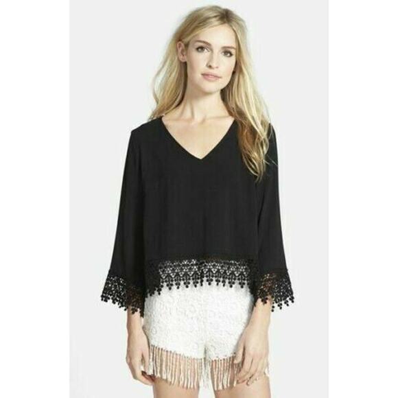 Black Crochet V-Neck Top Boho Lace Trim Shirt Long Sleeve Blouse Sz Small ASTR - Picture 2 of 8